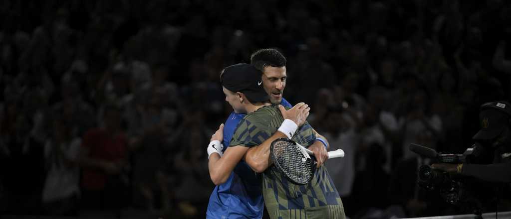 Rune dio el golpe en París y gritó campeón al vencer a Djokovic