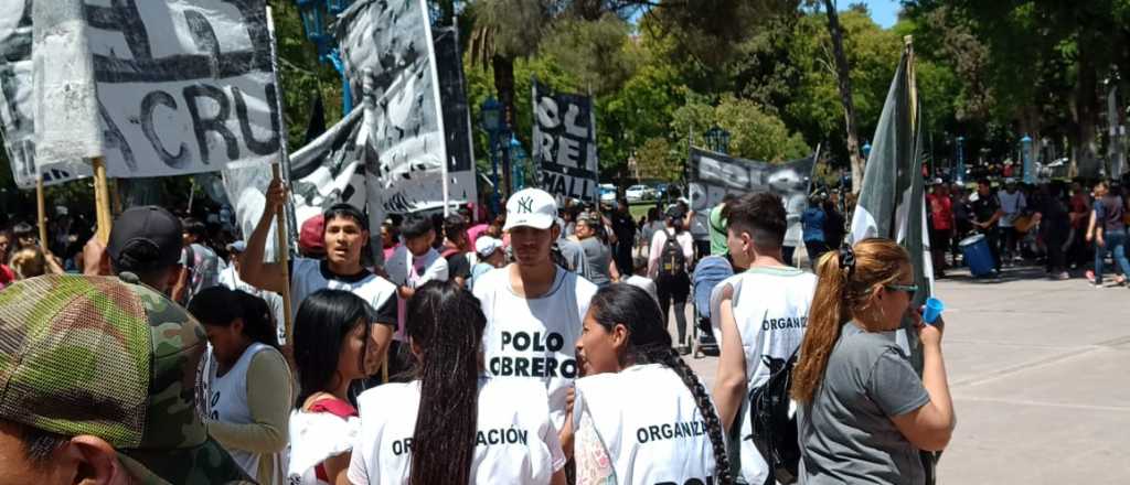 "Che Tolosa, no te lo decimos más": piqueteros cortaron calles por comida