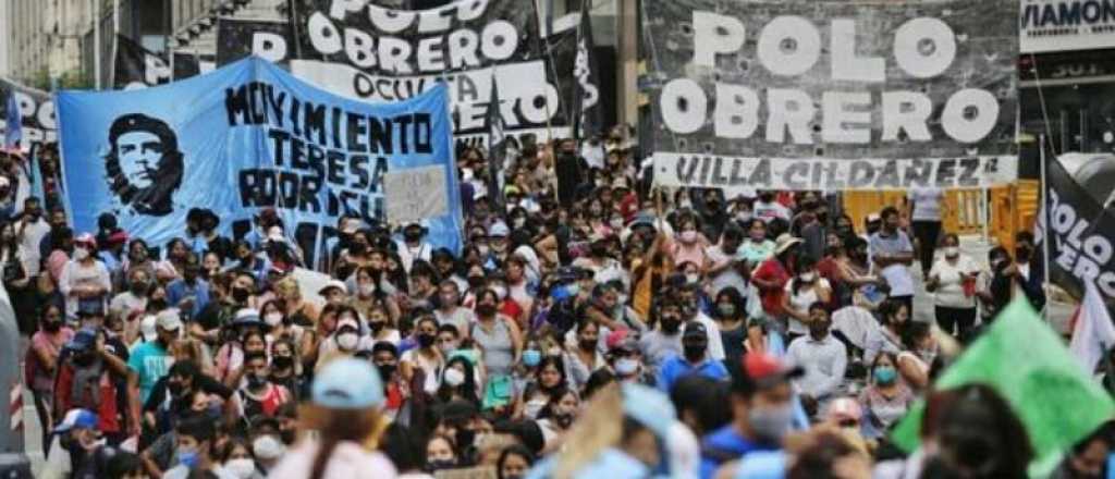 El fiscal Marijuan pidió suspender los planes a los que compraron dólares