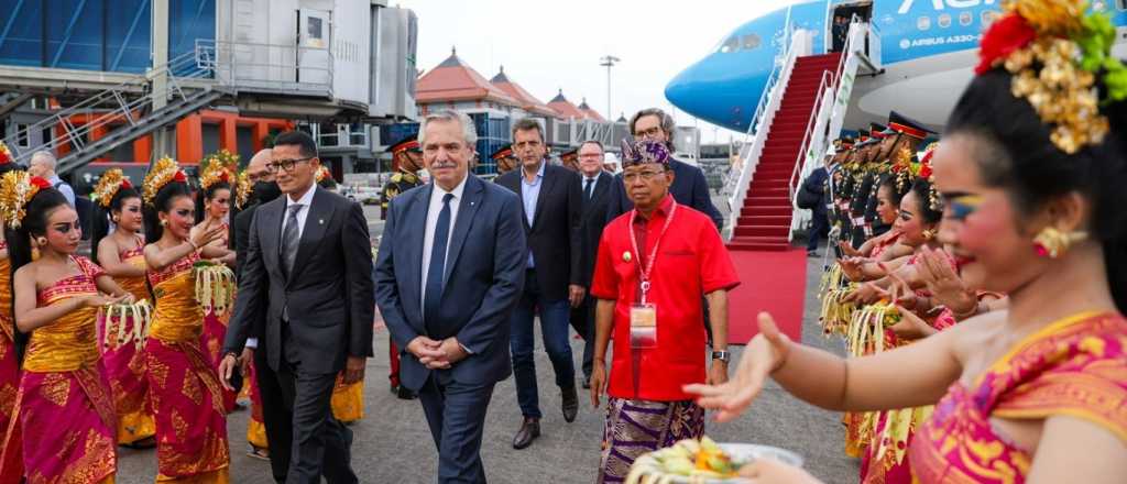 El Presidente evoluciona de su gastritis y seguirá con la gira internacional