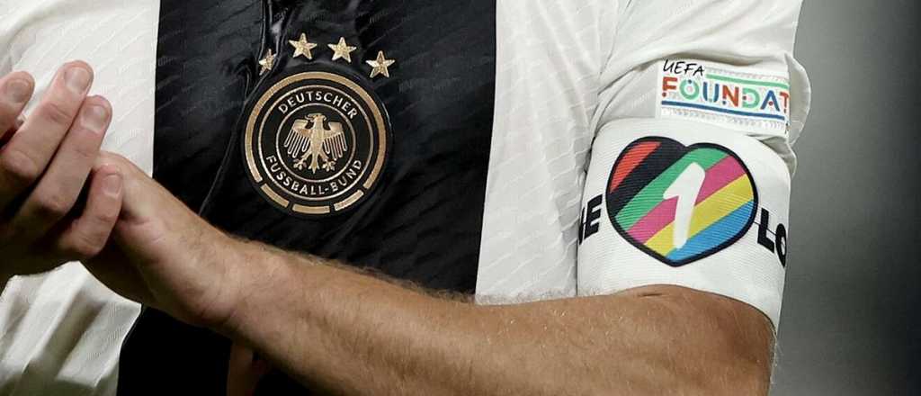 Tras la prohibición de  FIFA, subieron las ventas del brazalete LGBTQ+