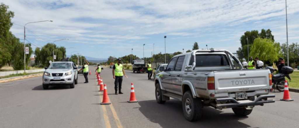 Hay corte total en el Acceso Norte desde la Rotonda del Avión