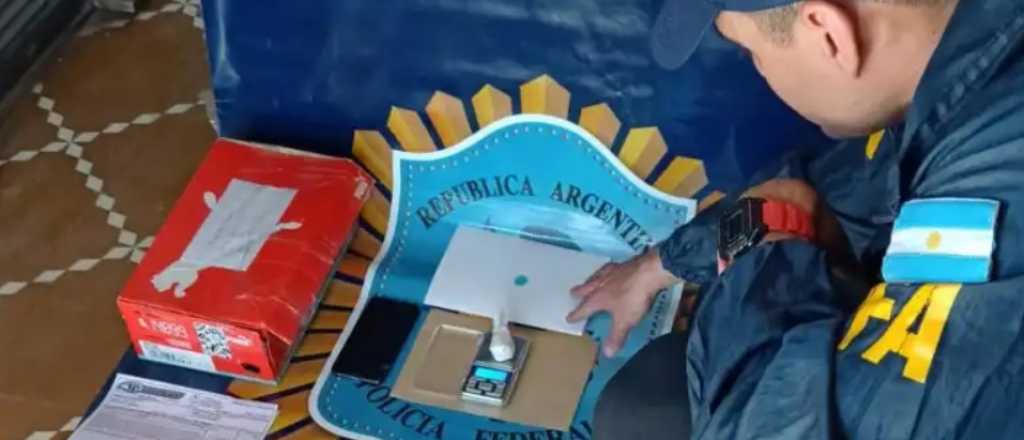 Le mandaron cocaína por correo a San Rafael y la detuvieron