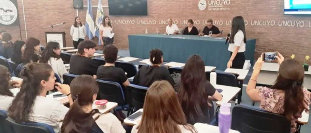 Premiaron emprendimientos de colegios de la UNCuyo