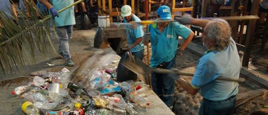 Semáforos, farolas y carteles rotos: los daños en Ciudad por los festejos