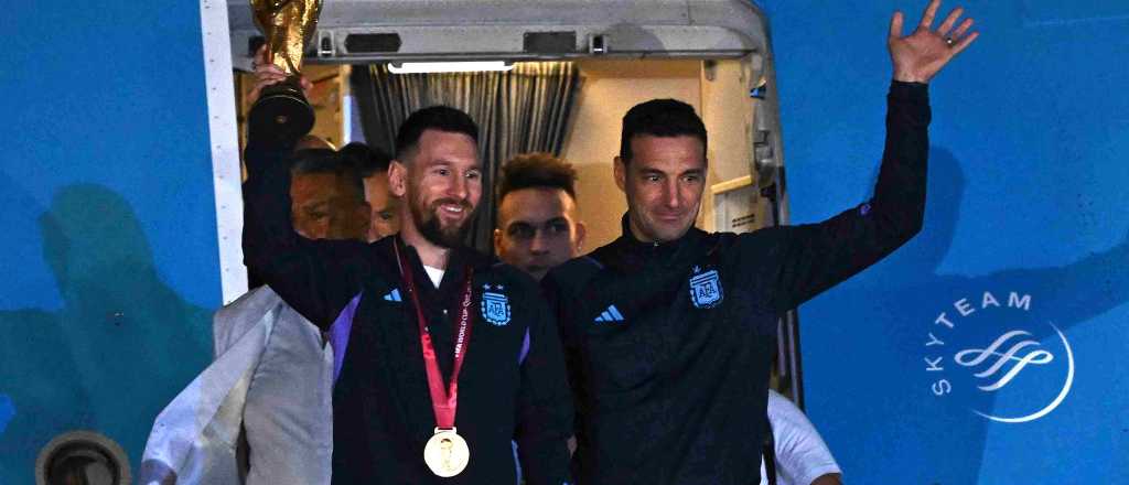 Videos emocionantes: así llegaron los campeones del mundo al país