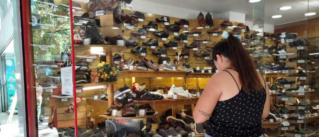 Los empleados de comercio tendrán un bono de $25 mil