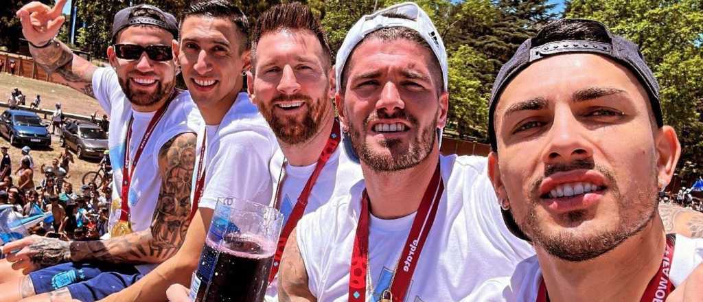 Videos y fotos: impactante caravana de la selección, desde adentro