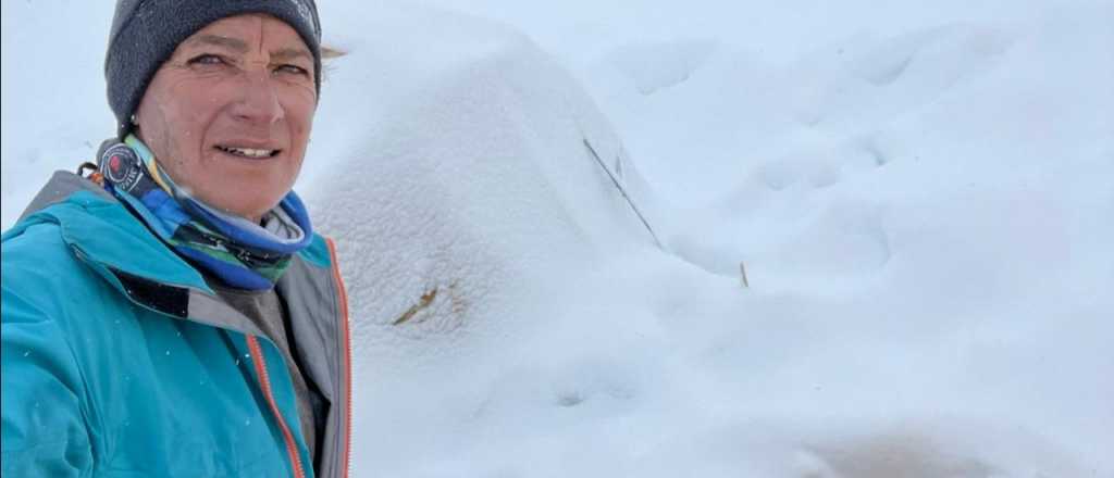 Con la mirada puesta más allá de la cumbre del gigante Manaslu