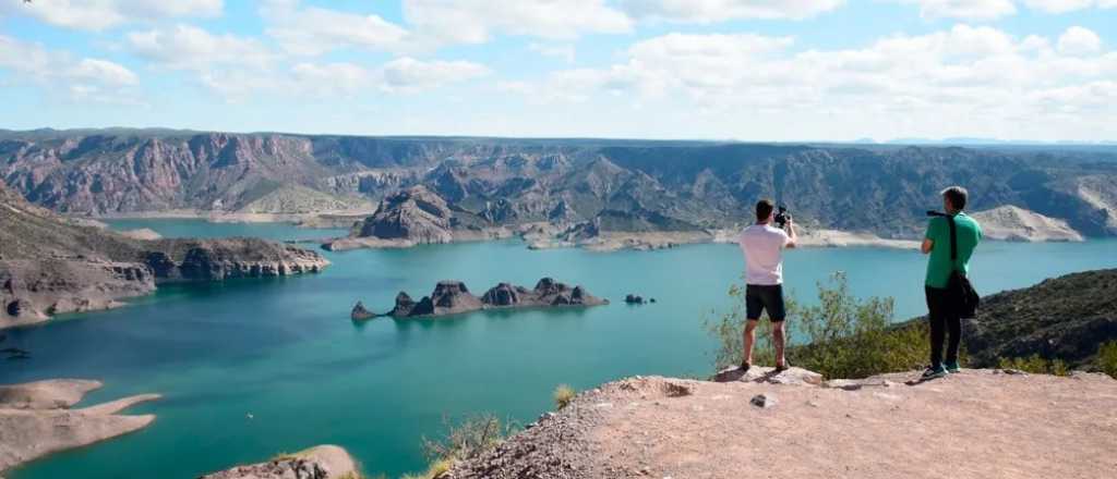 Suman servicios de micros hacia el Cañón del Atuel y Los Reyunos