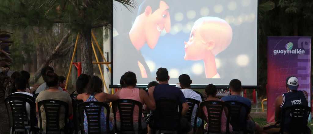 Vuelve "Cine bajo las estrellas" a Guaymallén