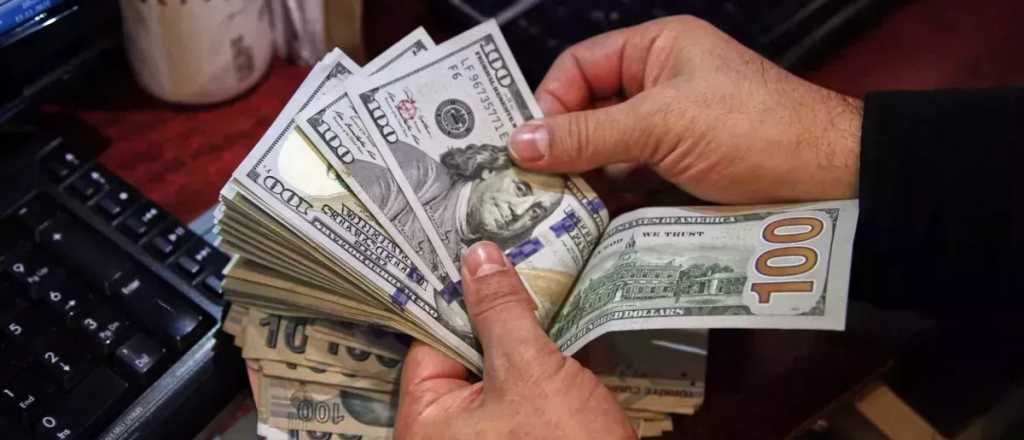 A cuánto cotiza el dólar blue este martes 10 de enero