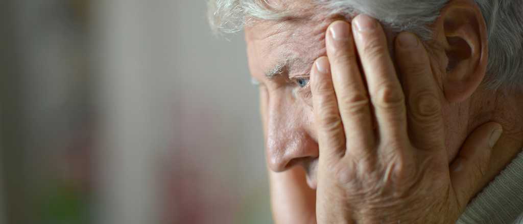 Aprobaron un fármaco que frena el deterioro en personas con Alzheimer