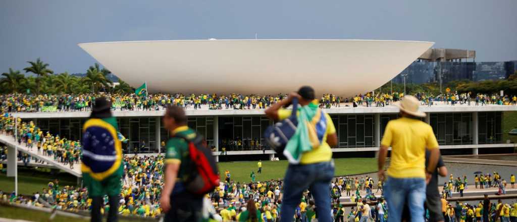 Brasil investiga quién dirigió los disturbios en la capital