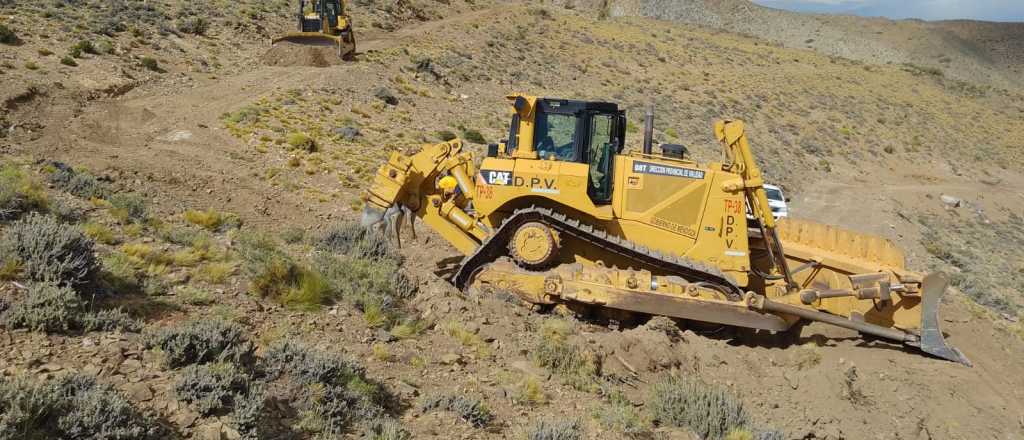 Comenzó la recuperación del camino para explorar Hierro Indio