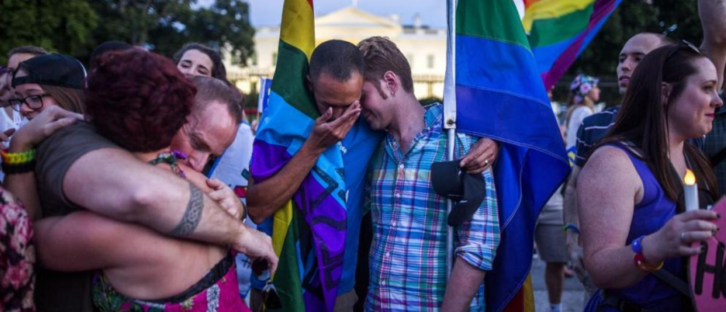 Un chico de 13 años sufría bullying por ser gay y se suicidó