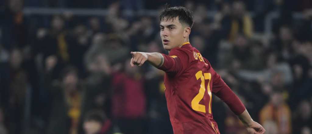 Videos: golazo a lo crack de Dybala y doblete para delirio de la Roma