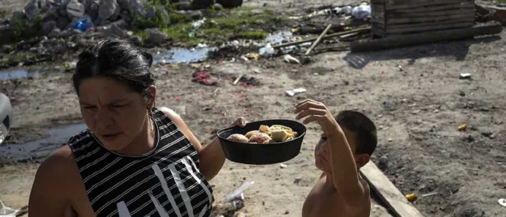 La tasa de niños indigentes se duplicó en el último año en el país