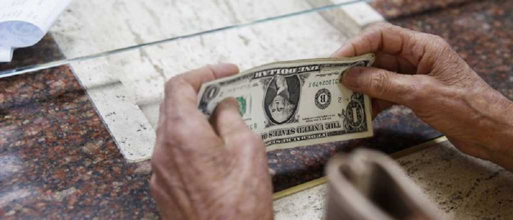 Cuál es la cotización del dólar blue este jueves 23 de febrero