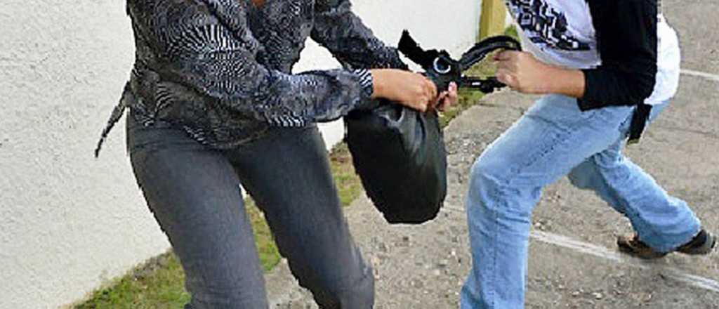 Engañaron a la dueña de un quincho en Junín con un casamiento y fue asaltada