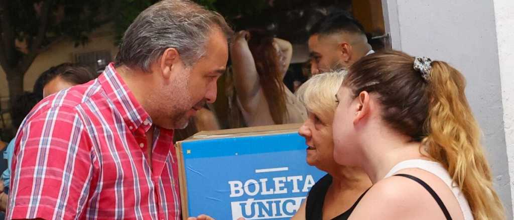 Maipú capacita a los vecinos en el uso de la boleta única