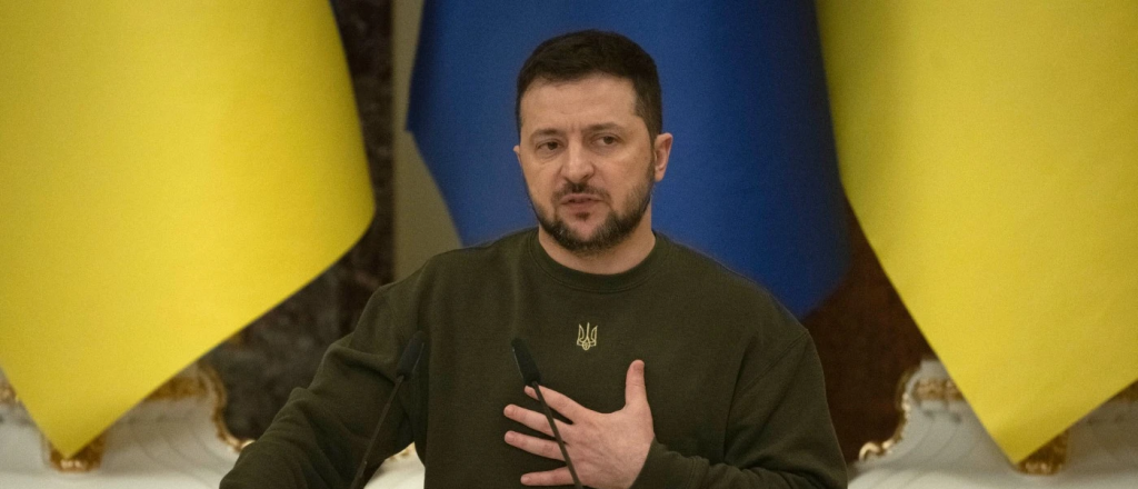 Trump le pidió la renuncia al presidente de Ucrania y Zelenski respondió