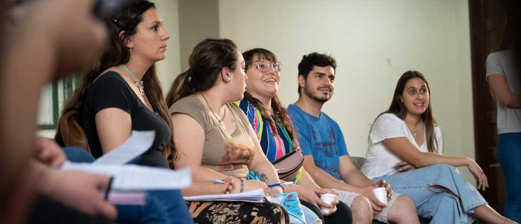 La joven referente de Milei en Mendoza explica qué son los vouchers educativos