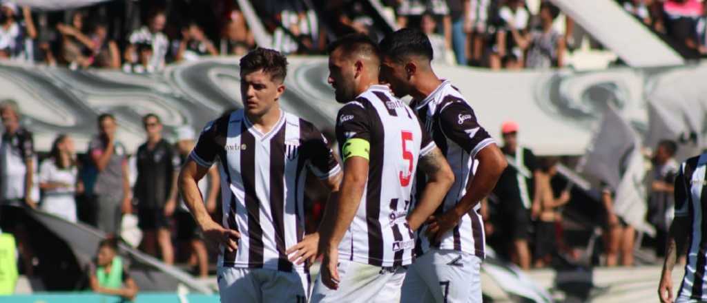 Primera Nacional: Gimnasia debutó con un empate en el Legrotaglie 