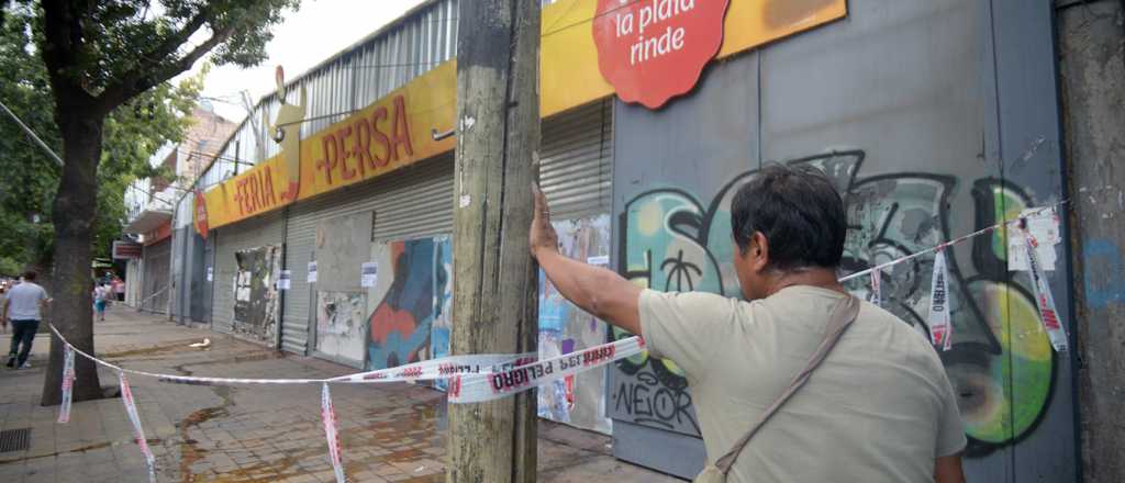 Comenzarán a demoler el persa que se incendió