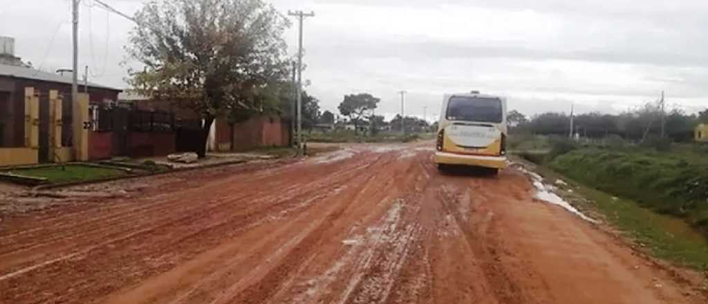 Hallaron a un niño de 4 años semienterrado y detuvieron a la madre