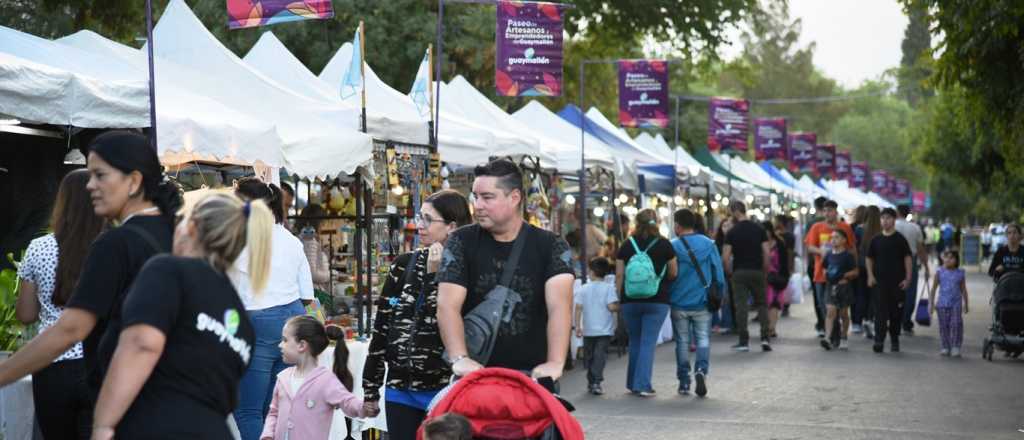 Comenzó el Paseo de las burbujas y sabores del mundo en Guaymallén