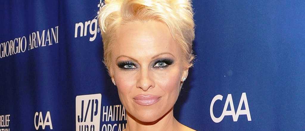 Con Pamela Anderson, Playboy le dice "chau" a los desnudos