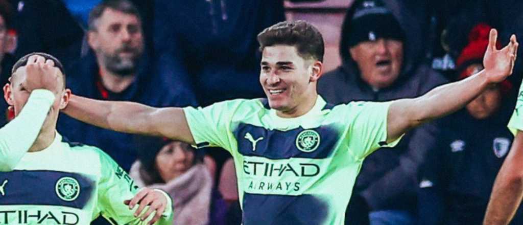 Video: gol de pura suerte de Julián Álvarez y goleada del Manchester City