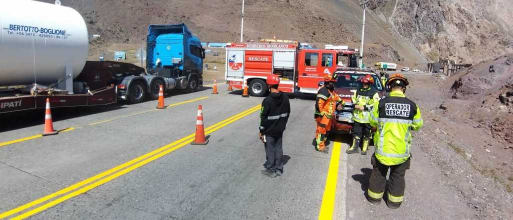 Otro accidente en la ruta a Chile: un motociclista chocó contra un paredón