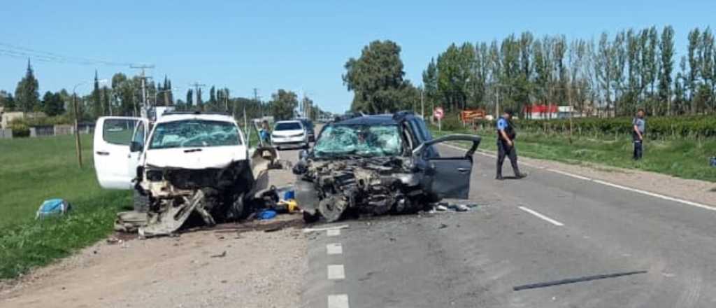 Dos turistas bonaerenses muertos en un choque frontal en General Alvear