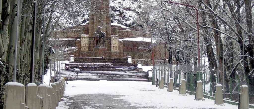 Invierno tardío: nevó en el Manzano Histórico