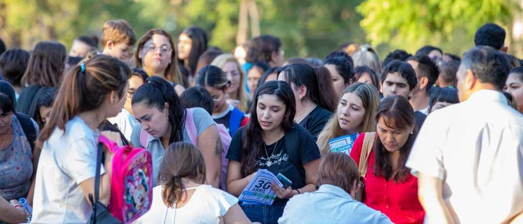 Stevanato lanzó un ciclo de programas laborales para jóvenes en Maipú