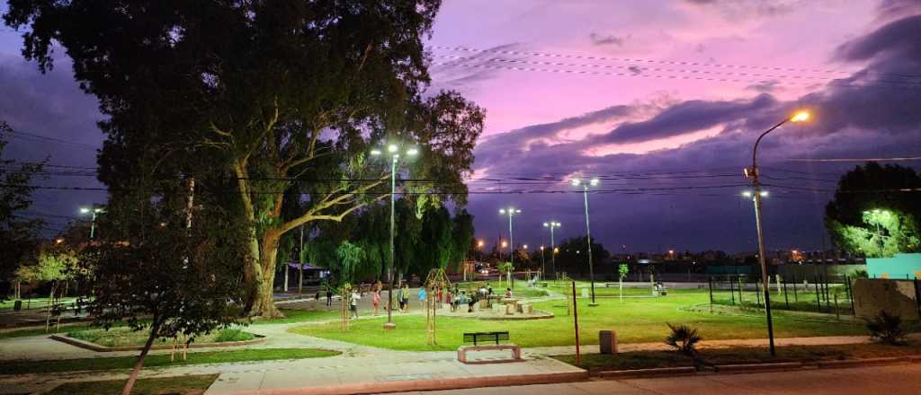 Así quedó la plaza reconstruída en homenaje a Marciano Cantero