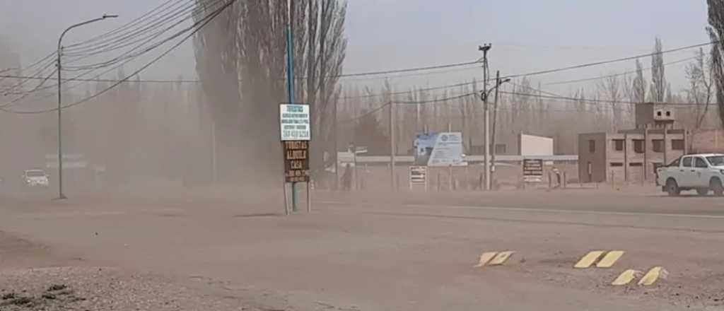 Alerta amarillo en Mendoza por fuertes vientos