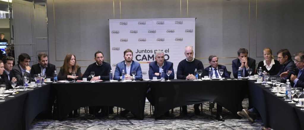 En la reunión de JxC rechazaron la dolarización