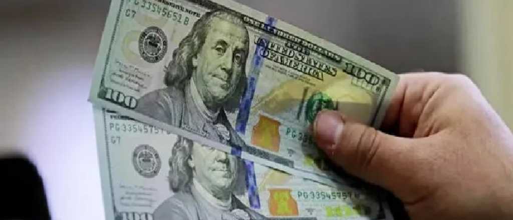 Sube el dólar blue: a cuánto cierra la semana en Mendoza