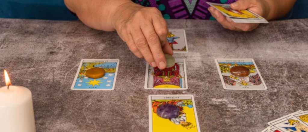 Conocé lo que las cartas del Tarot predicen para tu futuro hoy