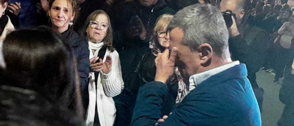 La muerte del "Pulga": un funeral en el anochecer de la política mendocina