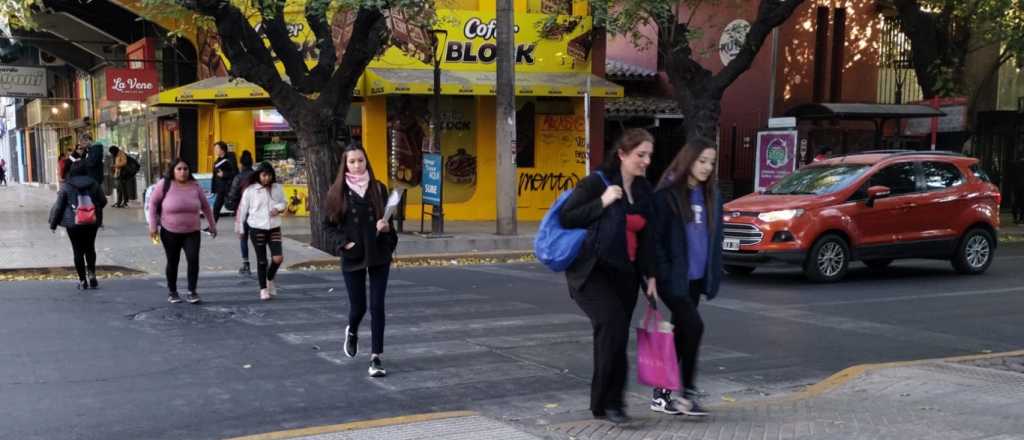 Pronóstico: lunes frío con Zonda en algunos departamentos de Mendoza