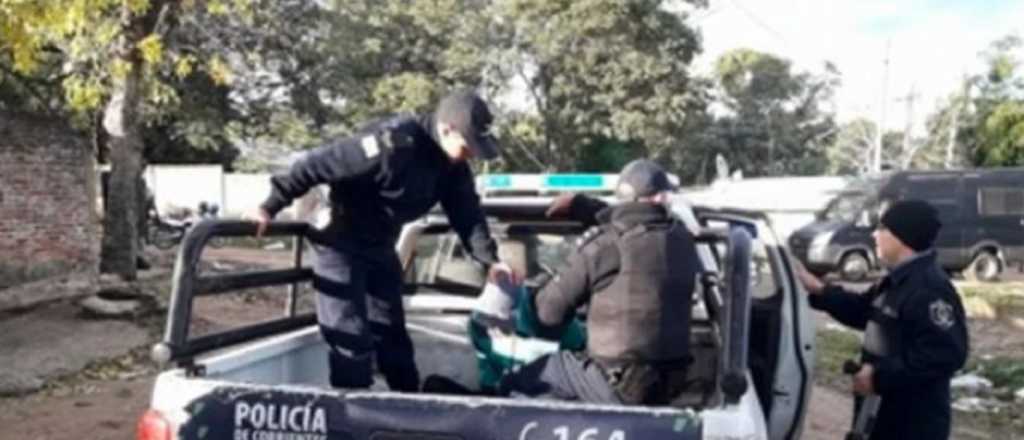 Policía se disparó accidentalmente en los testículos