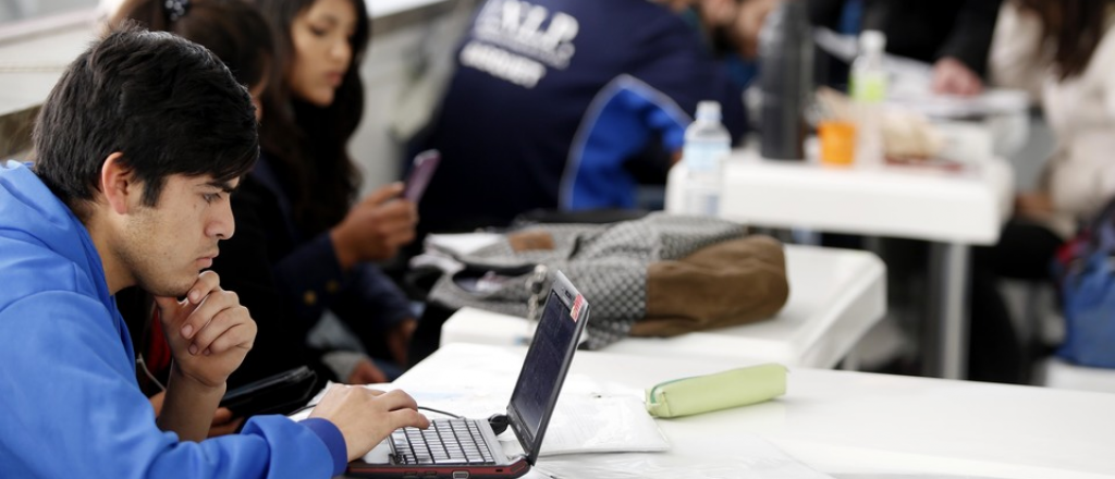 Preparando a los docentes en la IA: cómo adaptarse a la novedad tecnológica