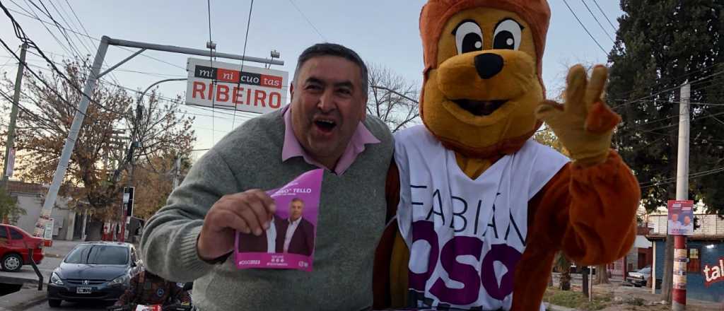 Con una caravana por los barrios, cerró la campaña del "Oso" Tello