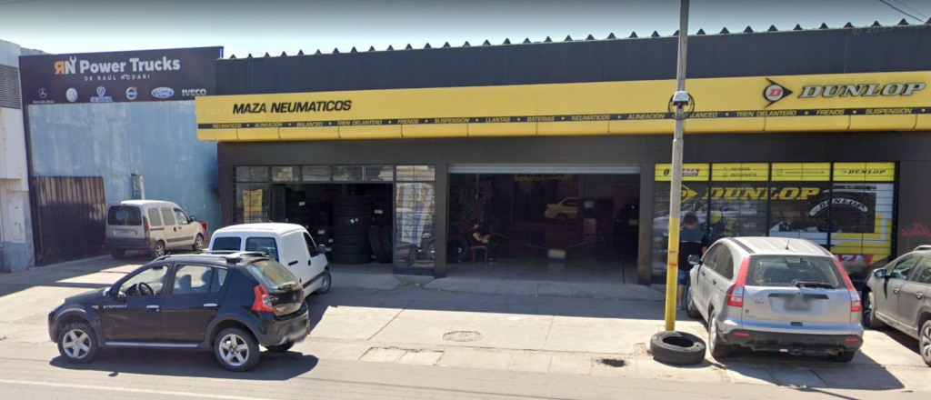 Millonario robo de cubiertas en un comercio de Maipú