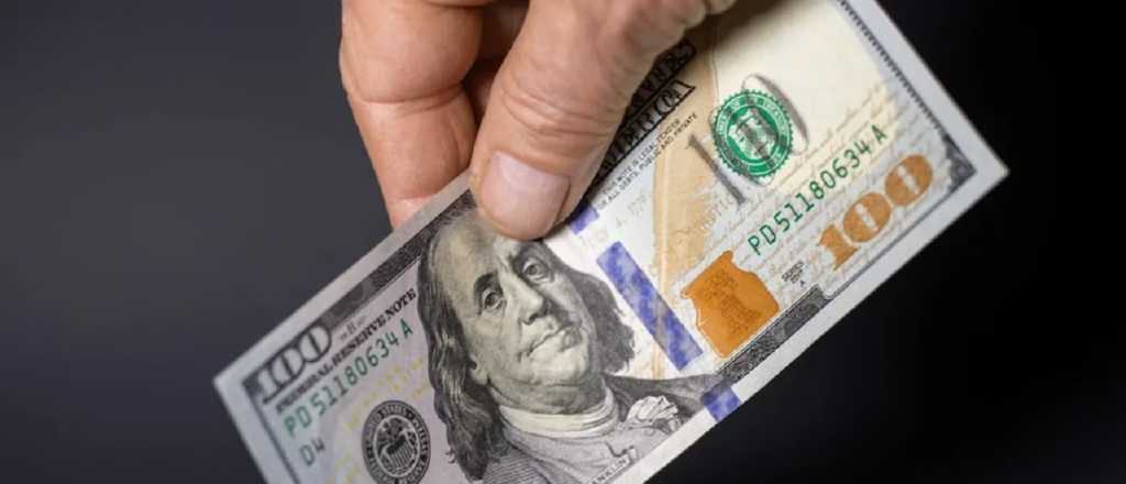 El dólar blue cerró la semana a $1.235