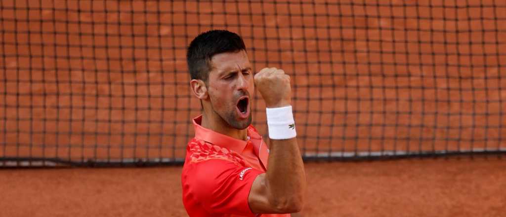 Novak Djokovic venció a Carlos Alcaraz y está en la final del Roland Garros